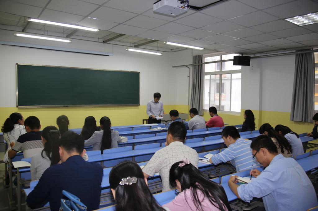 kaiyun开云官方举行新进教师试讲活动